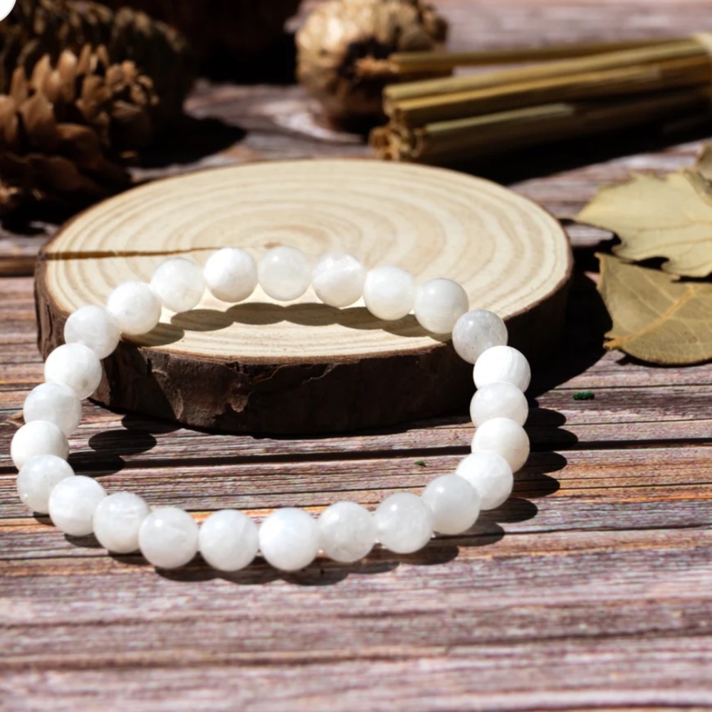 Elegant Moonstone White Beaded Bracelet